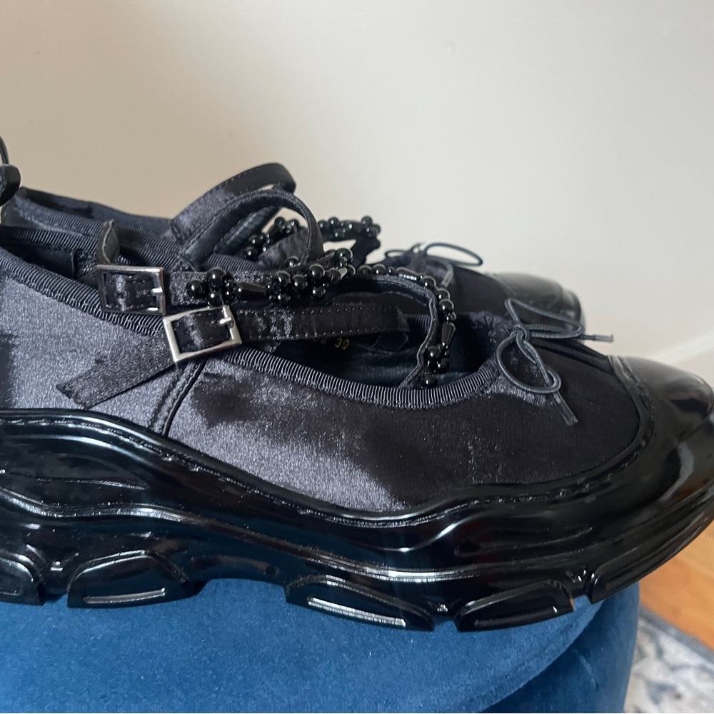 Double Standard Ballet Sneakers in Black sz 39